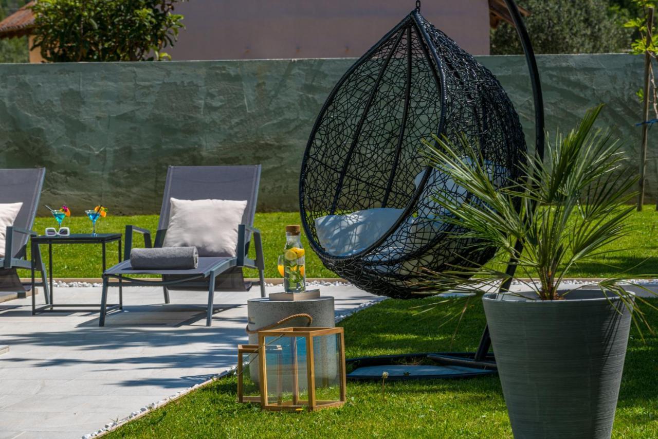 Villa Oasis - Your Luxury Home Away From Home Celopeci 外观 照片